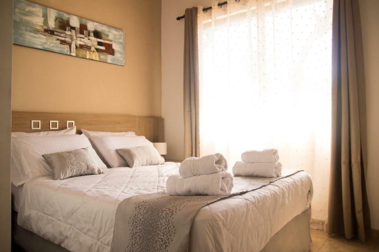 Aparthotel La Riviera Fernando de la Mora Zewnętrze zdjęcie